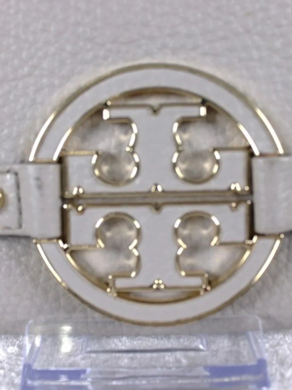 Tory Burch Amanda Logo Leather Continental Clutch Wallet Gray Gold Hardware